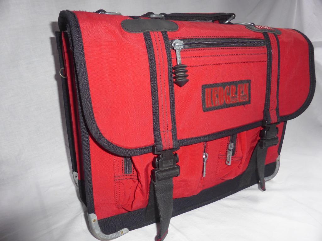 Cartable Hedgren (marque belge !), Rouge, Enlèvement ou Envoi, 30 à 40 cm, Utilisé