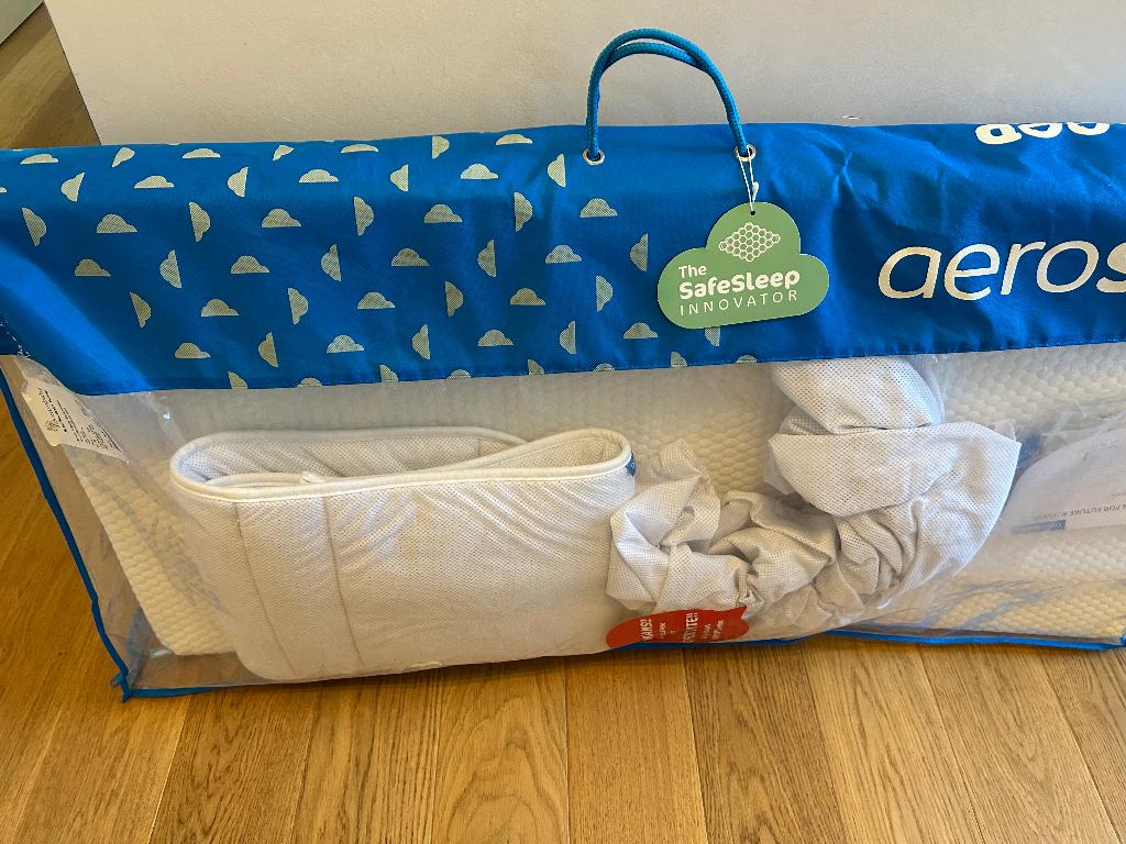 Aerosleep Matras, matrasbeschermer, 2 lakens en meer, Zo goed als nieuw, Matras, Eenpersoons, 70 cm of minder