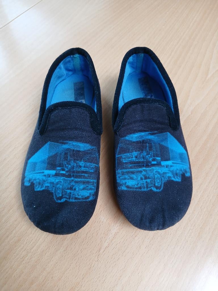 Pantoffel, kind, maat 35, Garçon, Enlèvement, Utilisé, Chaussures