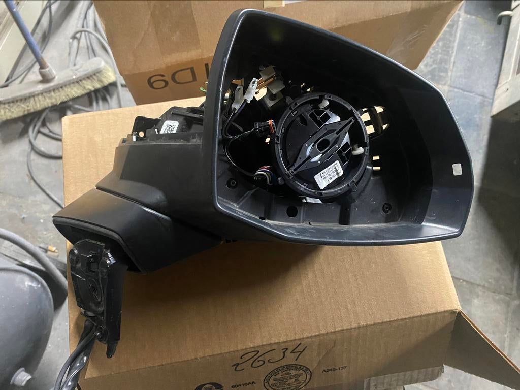 Rétro droit Audi q5, Autos : Pièces & Accessoires, Rétroviseurs, Audi
