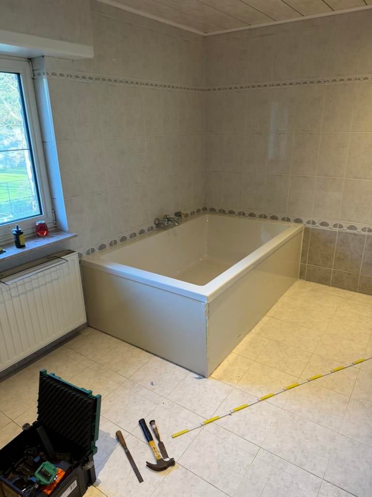 Groot bad 190cm x 120xm, Immo
