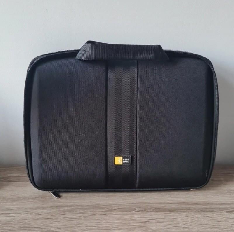 Case Logic Housse pour ordinateur portable, Ophalen of Verzenden, Zo goed als nieuw