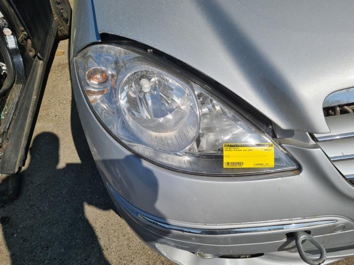 Phare droit d'un Mercedes A-Klasse, 3 mois de garantie, Utilisé, -, -