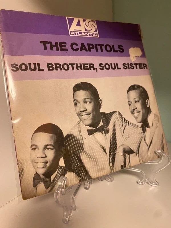 The Capitols – Soul Brother, Soul Sister, Envoi, Utilisé, R&B et Soul