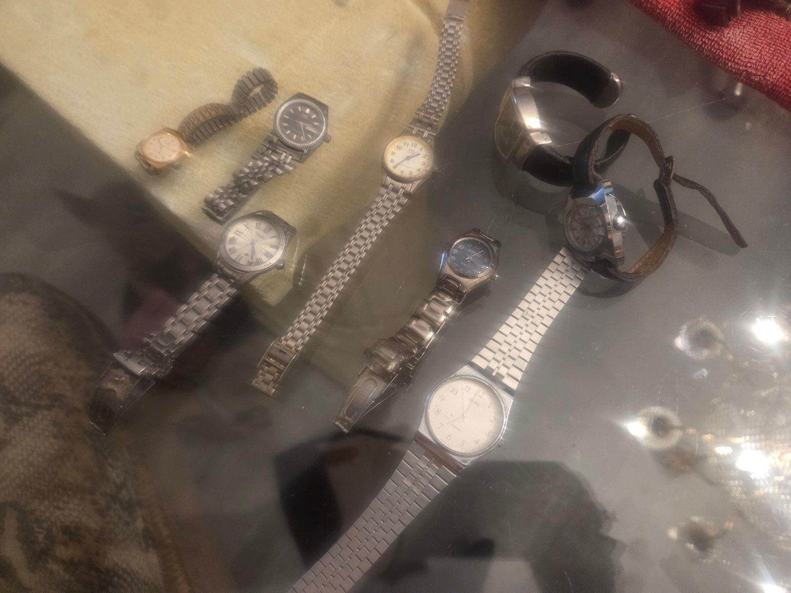 8 horloges, Handtassen en Accessoires, Ophalen of Verzenden