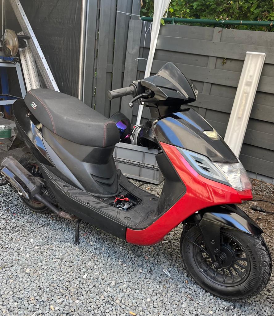 Gts 50 cc, Vélos & Vélomoteurs, Scooters | SYM, Enlèvement, Comme neuf