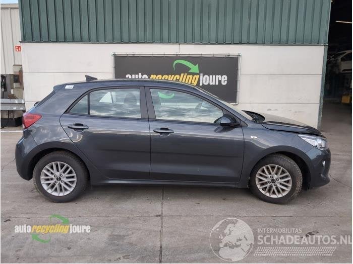 Kia Rio IV (YB) onderdelen (donorauto) kleur: ABT PLATINUM G, Kia Deutschland GmbH, Info@kia.de, Theodor-Heuss-Allee 11 ,60486, Frankfurt am Main, Deutschland