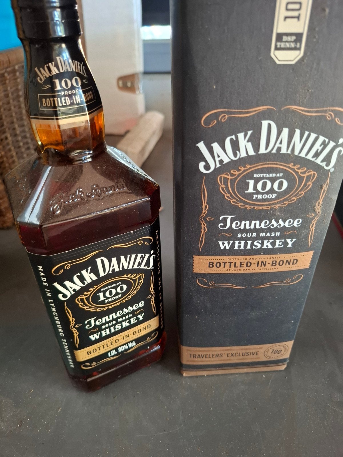 Jack Daniëls 100 Proof travellers' exclusive, Collections, Neuf, Enlèvement ou Envoi, Pleine, Autres types