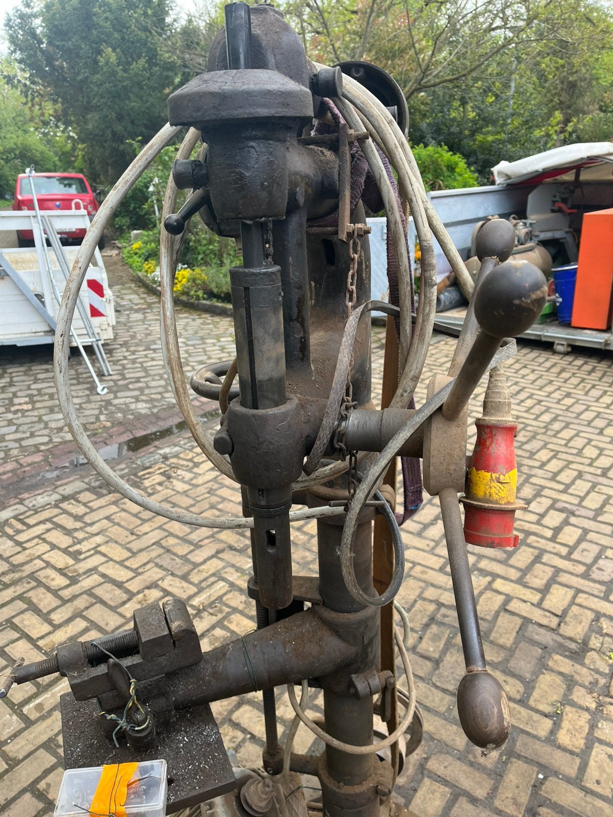 Kolomboormachine oud en degelijk, Doe-het-zelf en Bouw, Ophalen, Boormachine