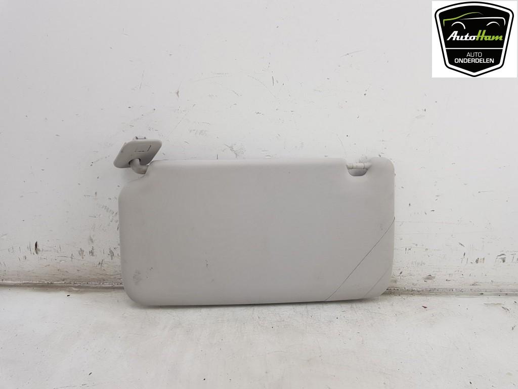 ZONNEKLEP Renault Express (01-2021/-) (|964017948R|), Auto-onderdelen, Interieur en Bekleding, Dhr. J. Ham, Gebruikt, Renault