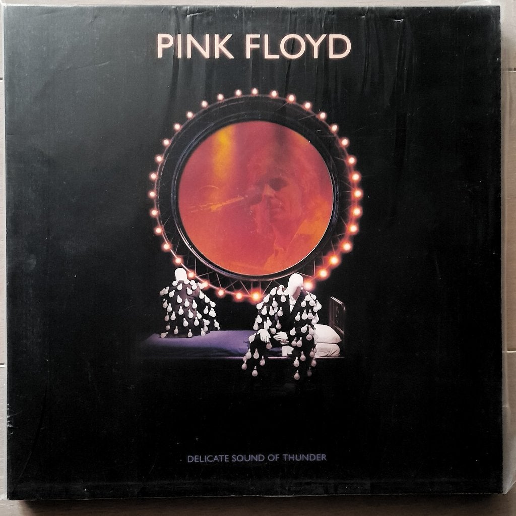PINK FLOYD Delicate Sound of Thunder 3xLP BOX en concert, Rock psychédélique, 12 pouces, Enlèvement ou Envoi, Housse de protection extérieure