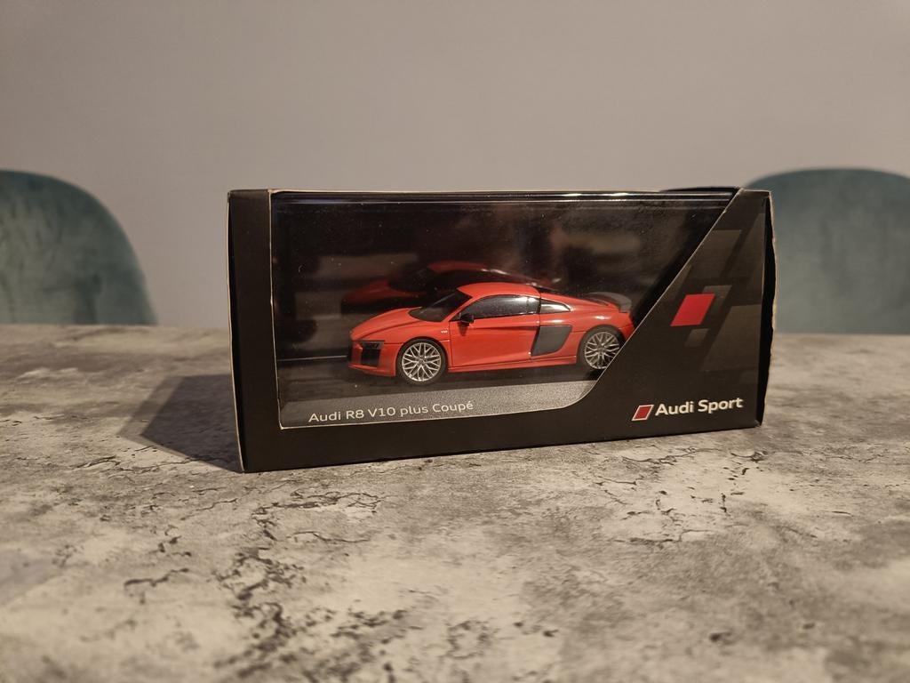 Audi R8 V10 Plus 1/43, Enlèvement ou Envoi