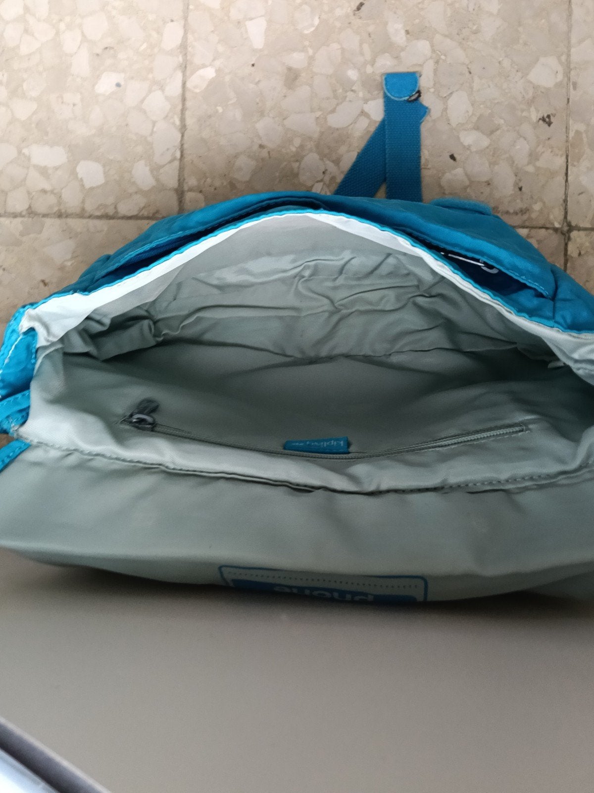 Kipling, Ophalen