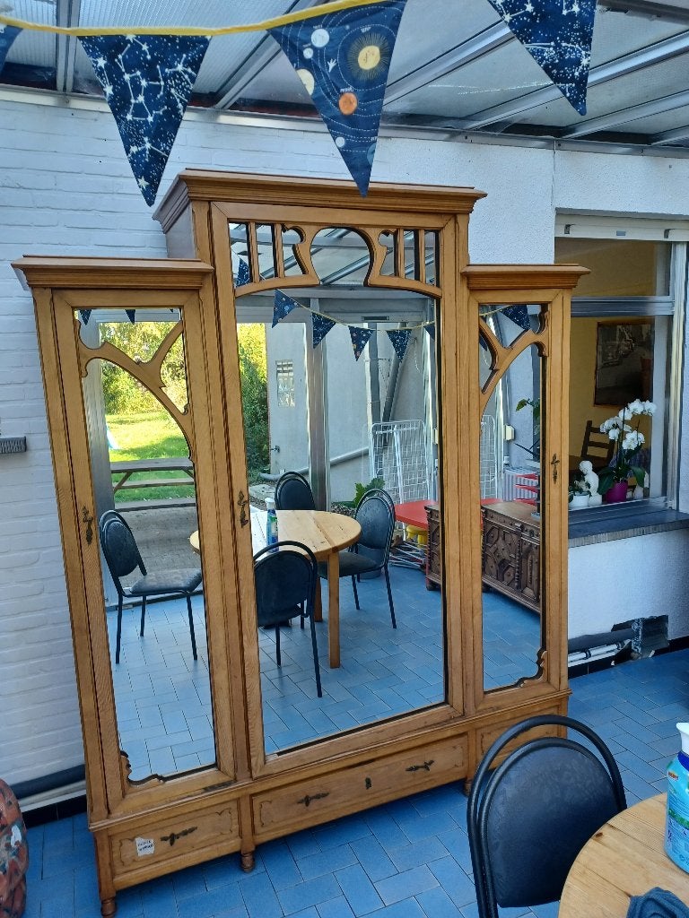 Authentieke ambachtelijke spiegelkast/kledingkast, Ophalen