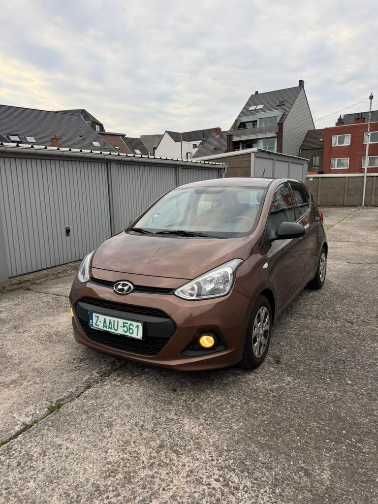 Hyundai i10 2016 1.0 benzine euro6b 96.750km!, Auto's, Voorwielaandrijving, Stof, Euro 6, Bruin
