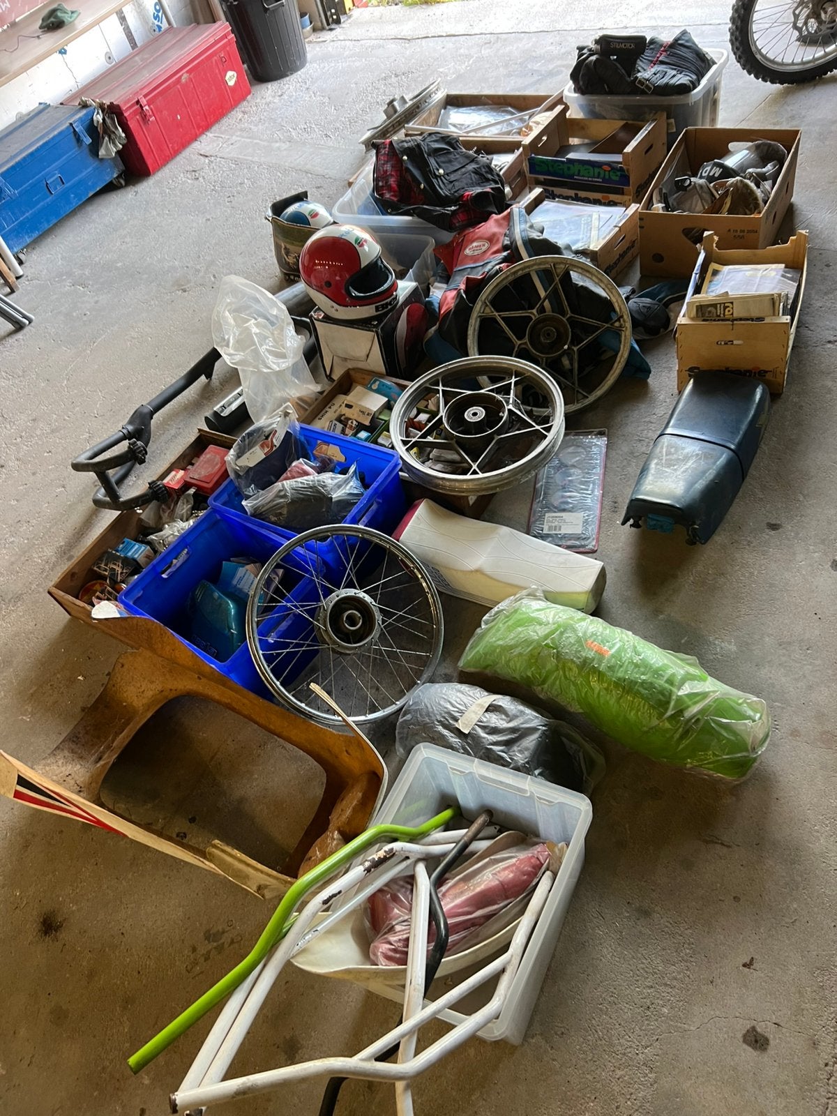 Pieces en lot, Motos, Enlèvement, Utilisé