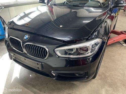 Zijskirt links  BMW 1-serie F20LCI 118i ('15->) 51777293553, Gebruikt, Ophalen of Verzenden, BMW, BMW