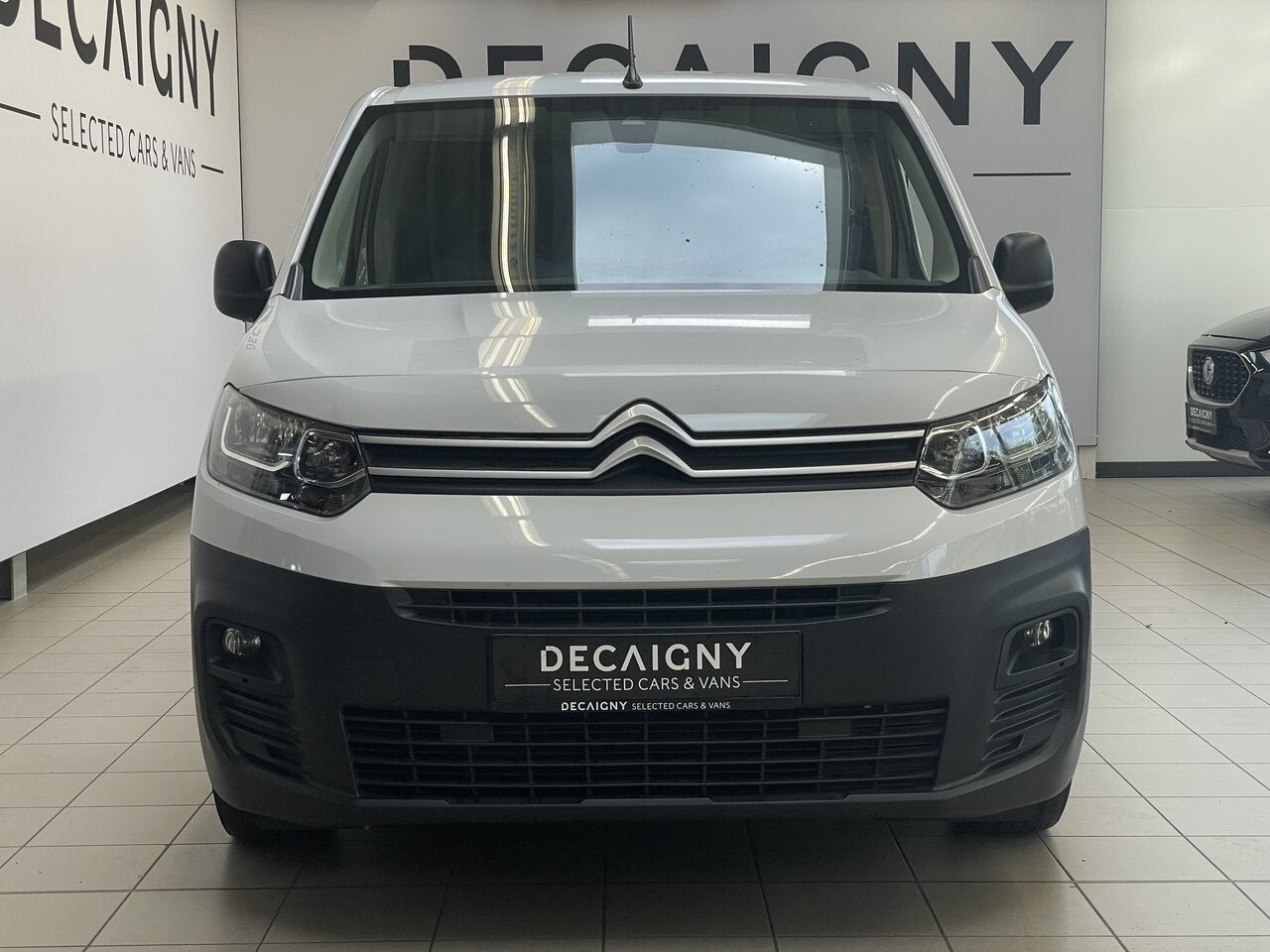 Citroen Berlingo 1.5 HDI L1 *Navigatie*Vloer & Wanden, 75 kW, Achat, Entreprise, Noir