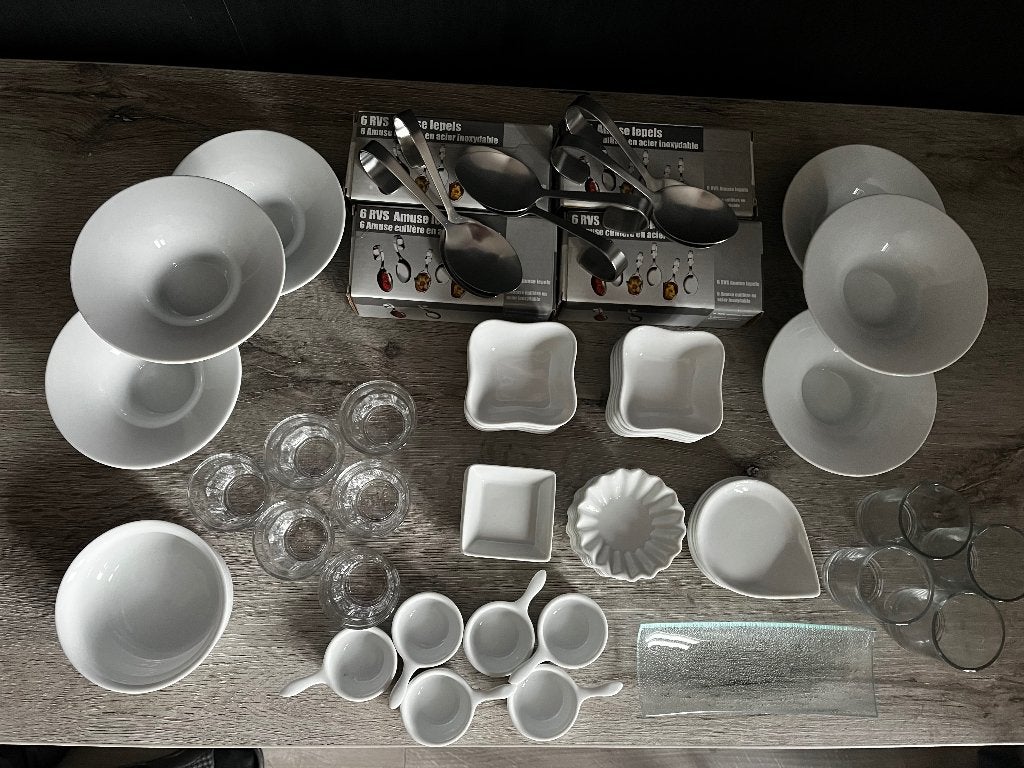 Amuse set, spaghetti borden, ijscoupes, stoomkom., Huis en Inrichting, Keuken | Servies, Ophalen of Verzenden, Zo goed als nieuw