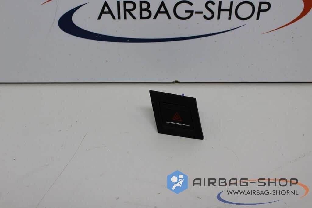 Volkswagen Touran 5T Alarmlichtschakelaar 5TB953509, Gebruikt, -, -, Ophalen of Verzenden