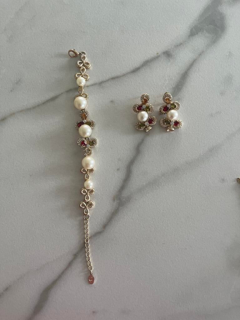 Oorbellen met armband, Handtassen en Accessoires, Antieke sieraden, Ophalen, Armband
