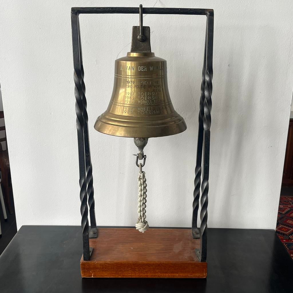Grote bronzen bel, Antiek en Kunst, Antiek | Brons en Koper, Ophalen