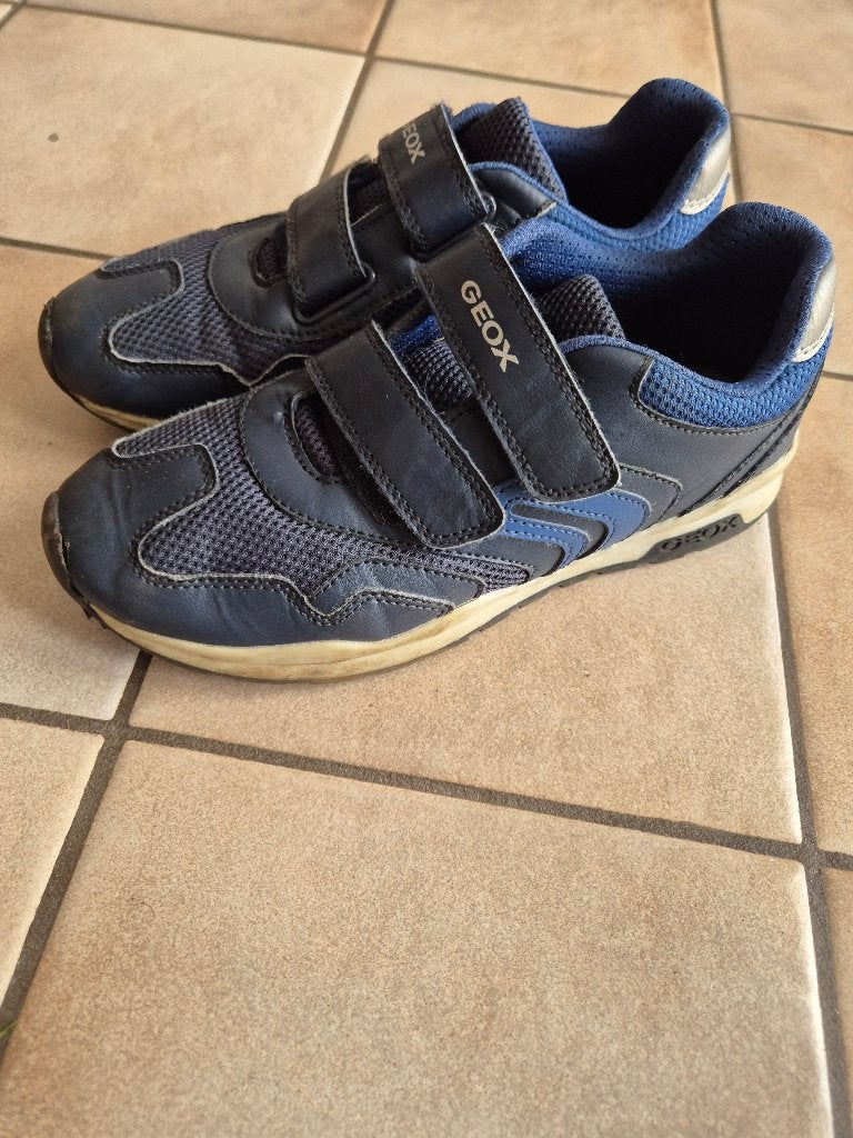 Geox Schoenen maat 38, Kinderen en Baby's, Kinderkleding | Schoenen en Sokken, Gebruikt, Schoenen, Ophalen of Verzenden, Jongen