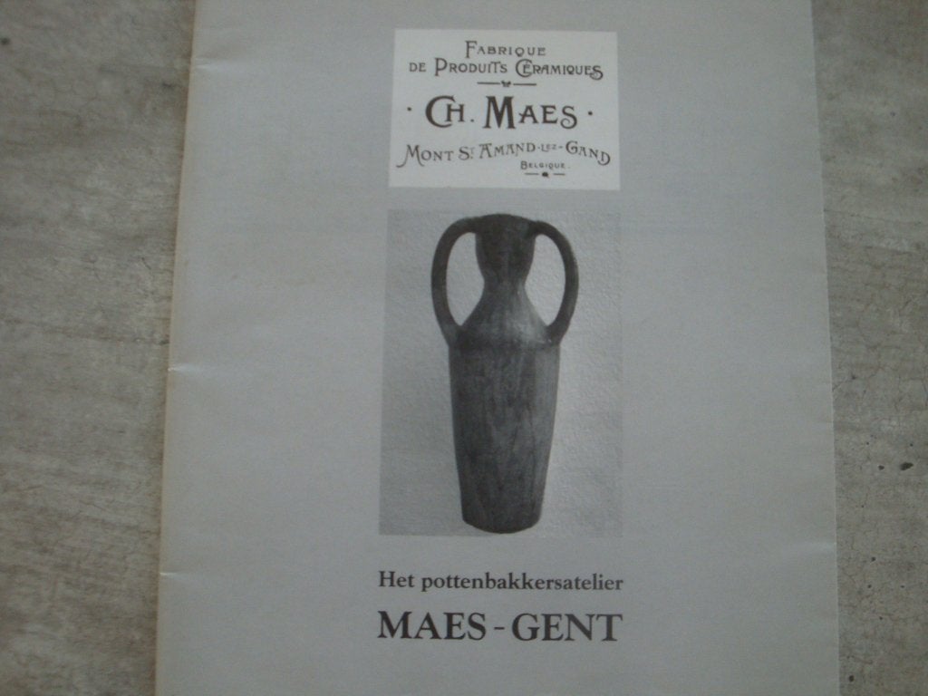 HET POTTENBAKKERSATELIER MAES GENT, Boeken, Ophalen of Verzenden, Gelezen