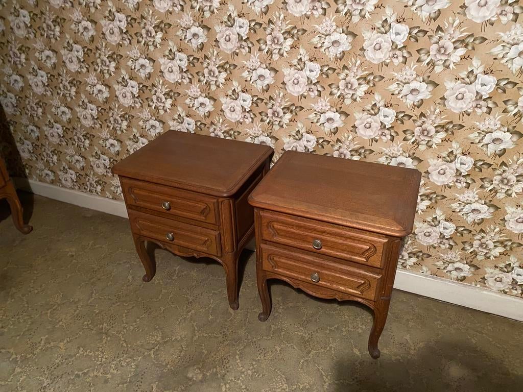 2 eikenhouten nachtkastjes, Huis en Inrichting, Ophalen, Zo goed als nieuw