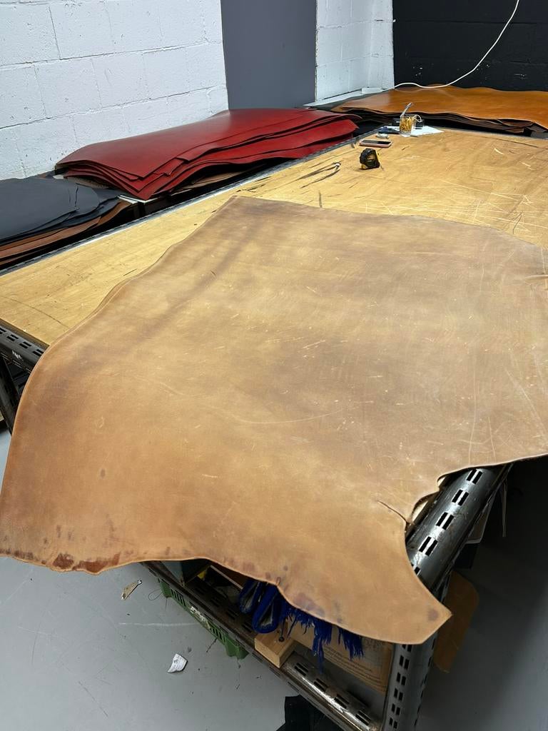 Licht bruin patina tuig leer half soepel 3 mm dikte, Ophalen of Verzenden, Bruin