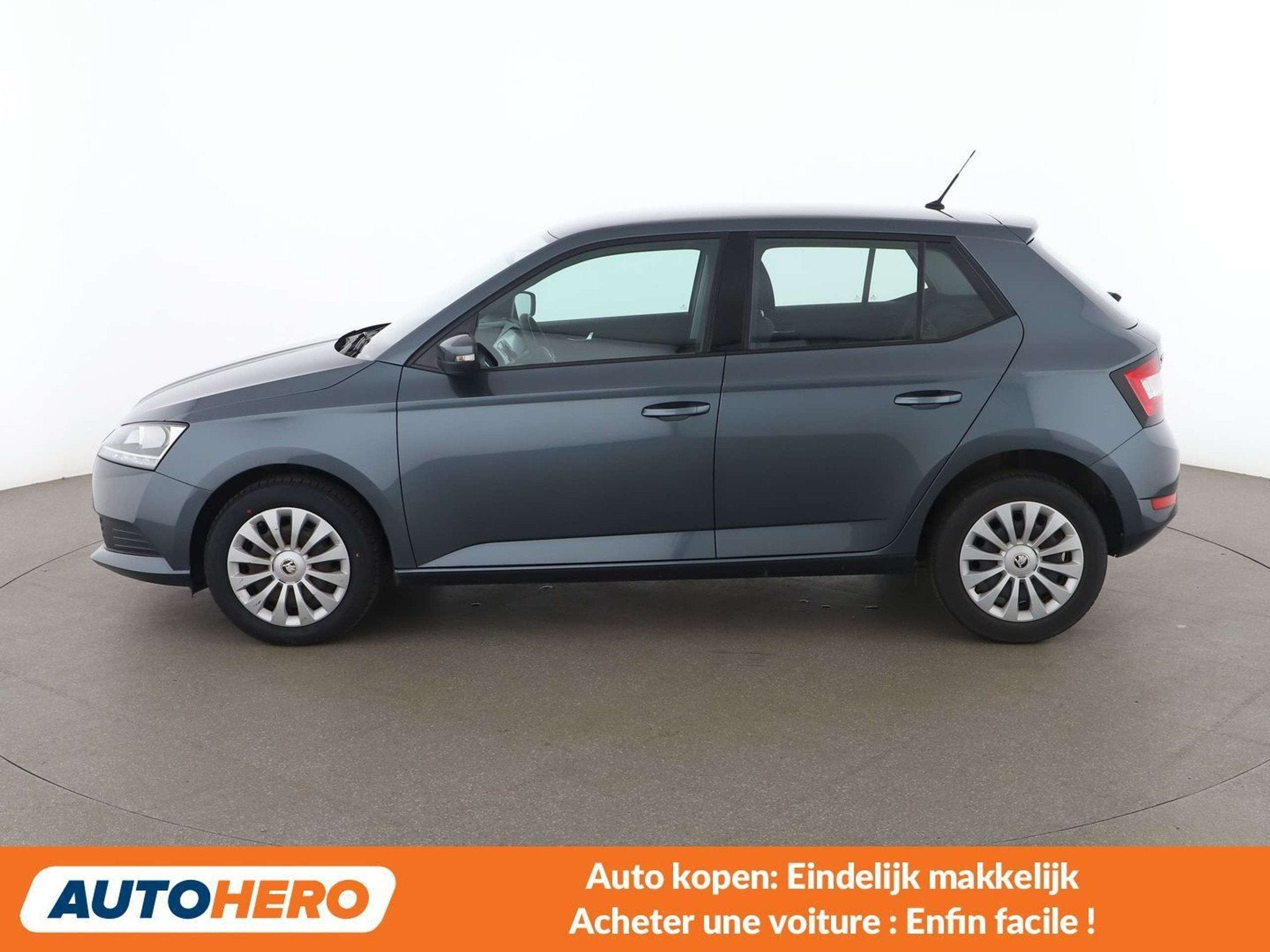Skoda Fabia 1.0 MPI Ambition (année de construction 2019), Autos, Argent ou Gris, Achat, Euro 6, Boîte manuelle