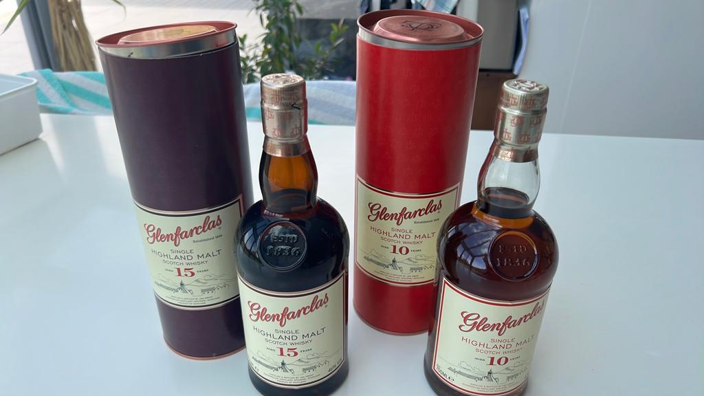 Whiskey 10 jaar en 15 jaar oud - Glenfarclas, Verzamelen, Wijnen, Ophalen, Nieuw, Overige typen, Vol