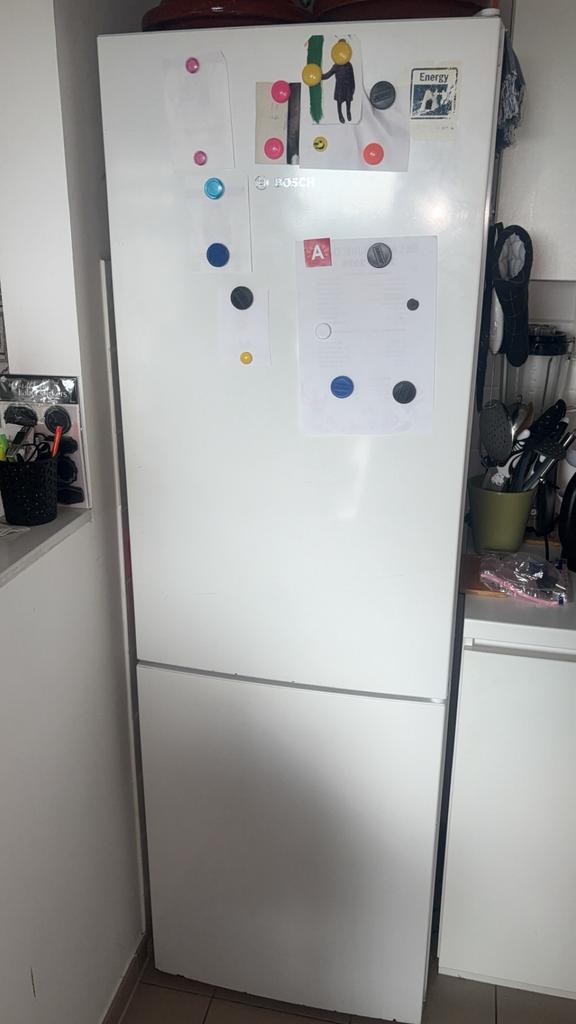Bosch koelkast/diepvries, Elektronische apparatuur, Ophalen, Zo goed als nieuw