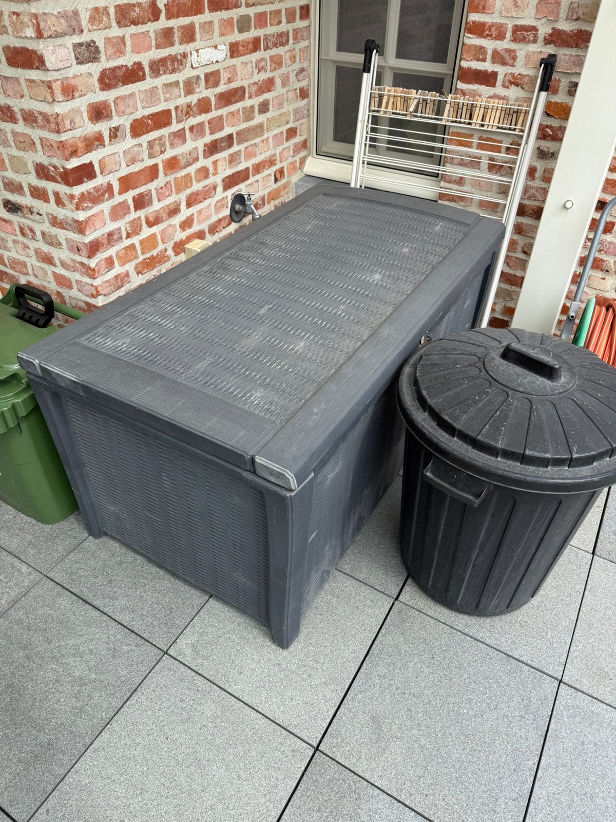 Pvc bak voor tuinkussens, Ophalen, Zo goed als nieuw
