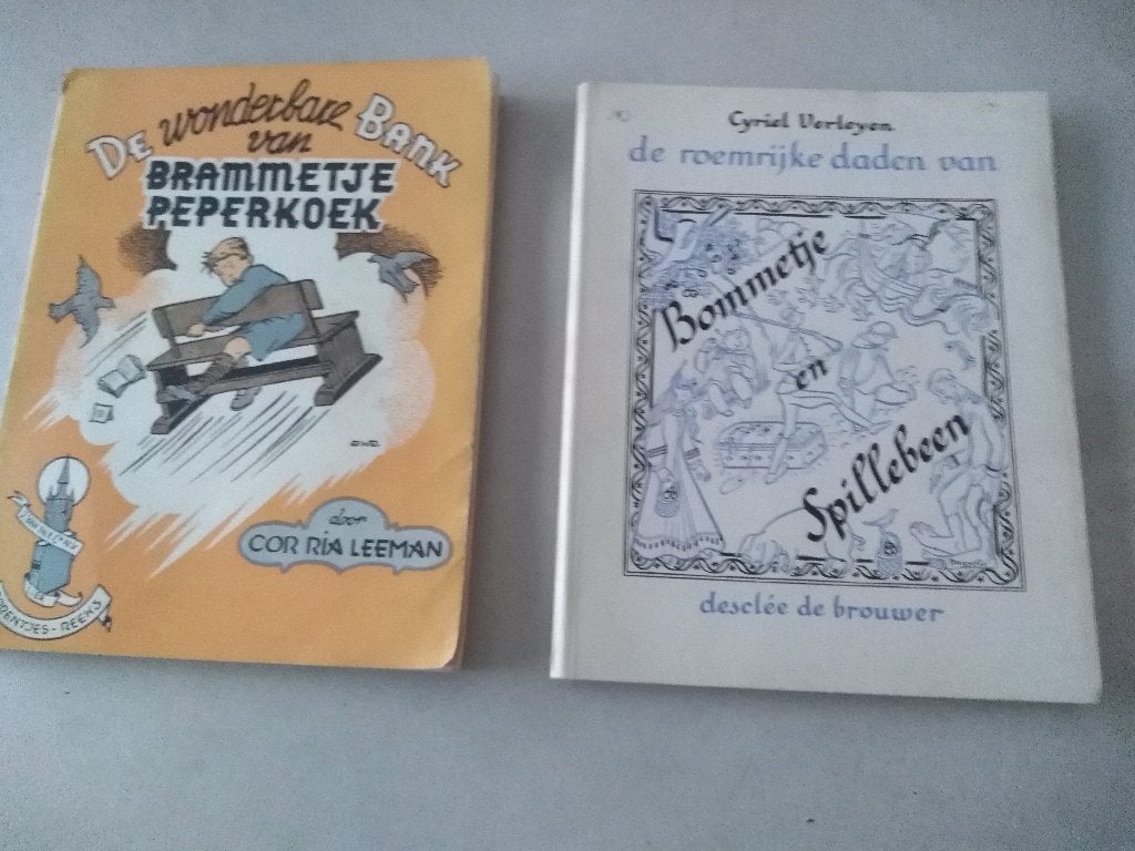 4  OUDE  KINDERBOEKEN  JAREN   '60, Boeken, Kinderboeken | Jeugd | onder 10 jaar, Ophalen, Gelezen