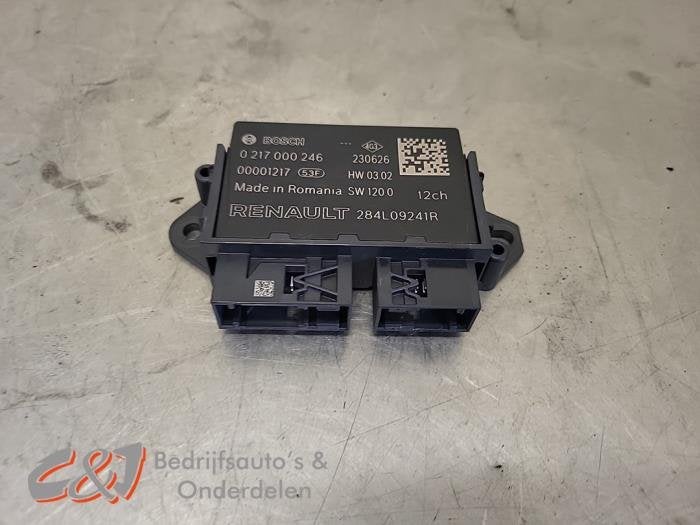 Module verrouillage central des portes d'un Renault Trafic, Renault, -, 3 mois de garantie, Utilisé