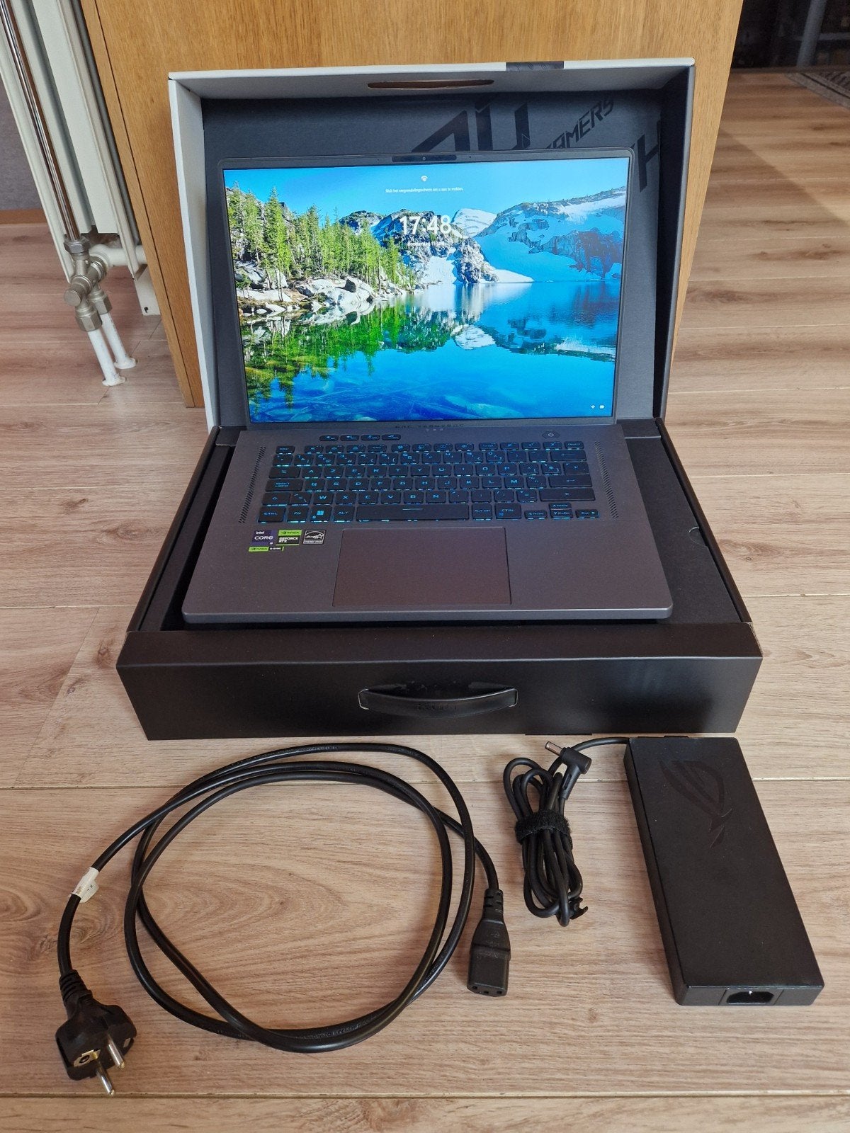 ASUS ROG Zephyrus G16 48 ddr 4, rtx 4070, i9 13gen, Computers en Software, Windows Laptops, Zo goed als nieuw, 15 inch, SSD, 4 Ghz of meer