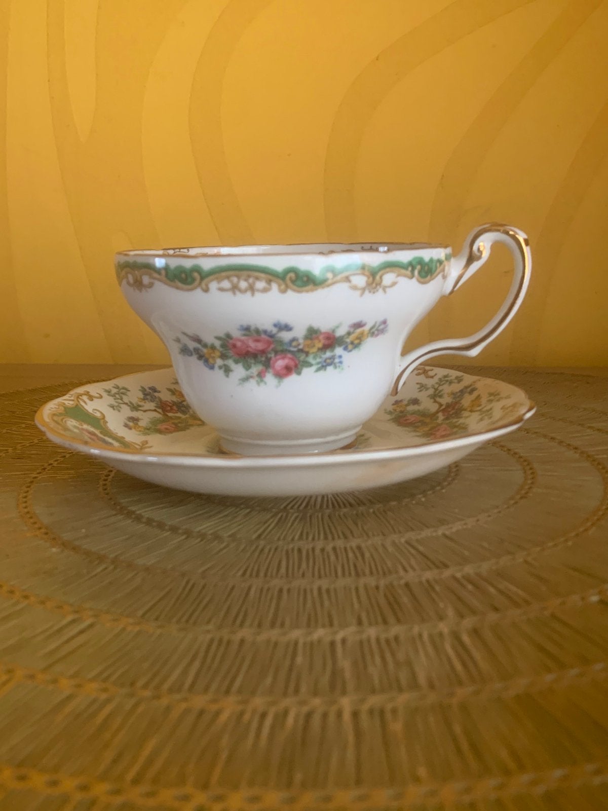 Tasse et soucoupe vintage Foley China "Broadway", Enlèvement ou Envoi