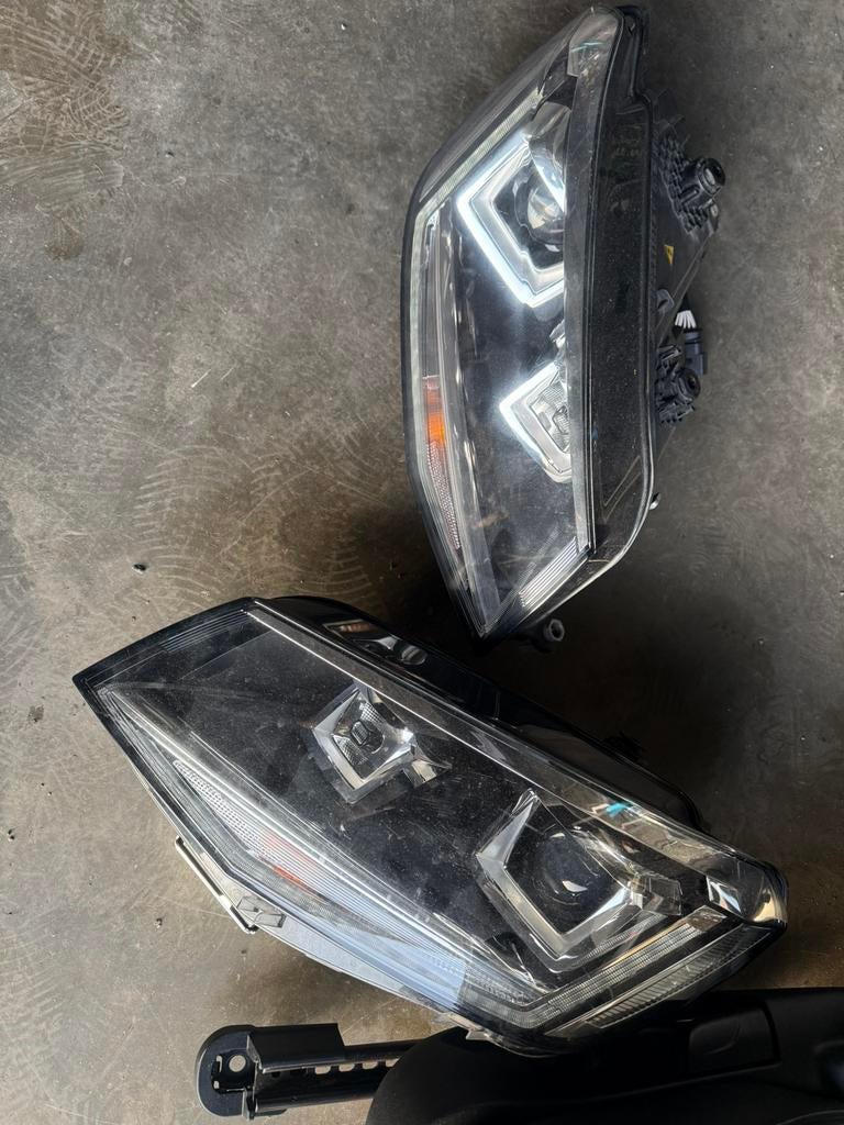 Phares au xénon Volkswagen Caddy, Autos : Pièces & Accessoires, Enlèvement ou Envoi, Utilisé, Volkswagen