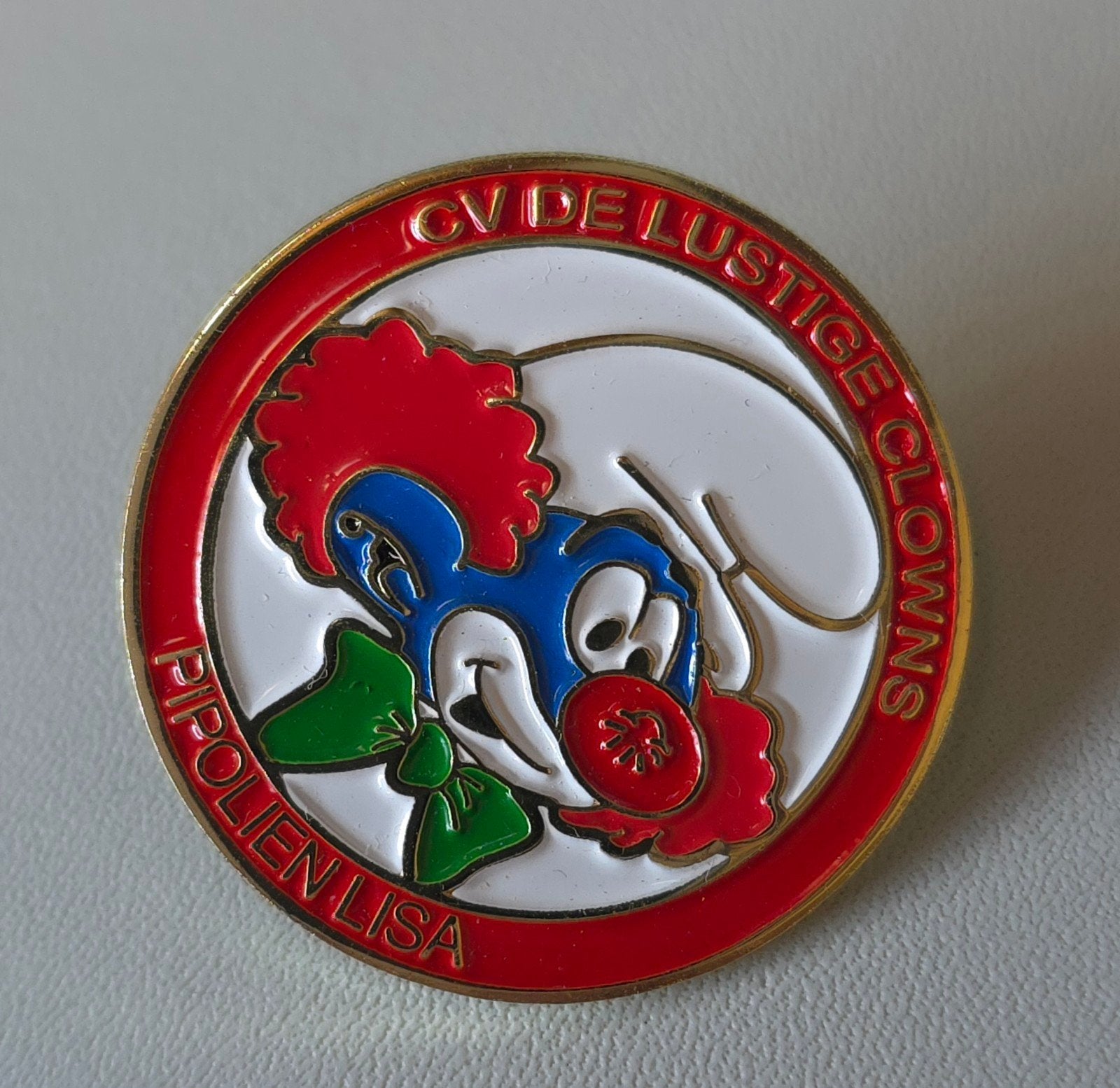 Pin's Schtroumpf Clown, Verzamelen, Smurfen, Verzenden, Zo goed als nieuw, Overige Smurfen, Poppetje, Figuurtje of Knuffel