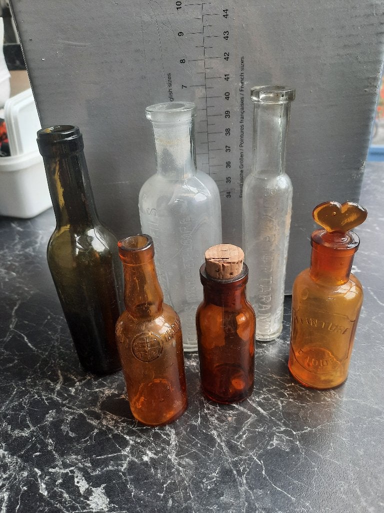 WW1 - bodemvondst lot Franse flesjes, Ophalen of Verzenden, Landmacht, Overige typen