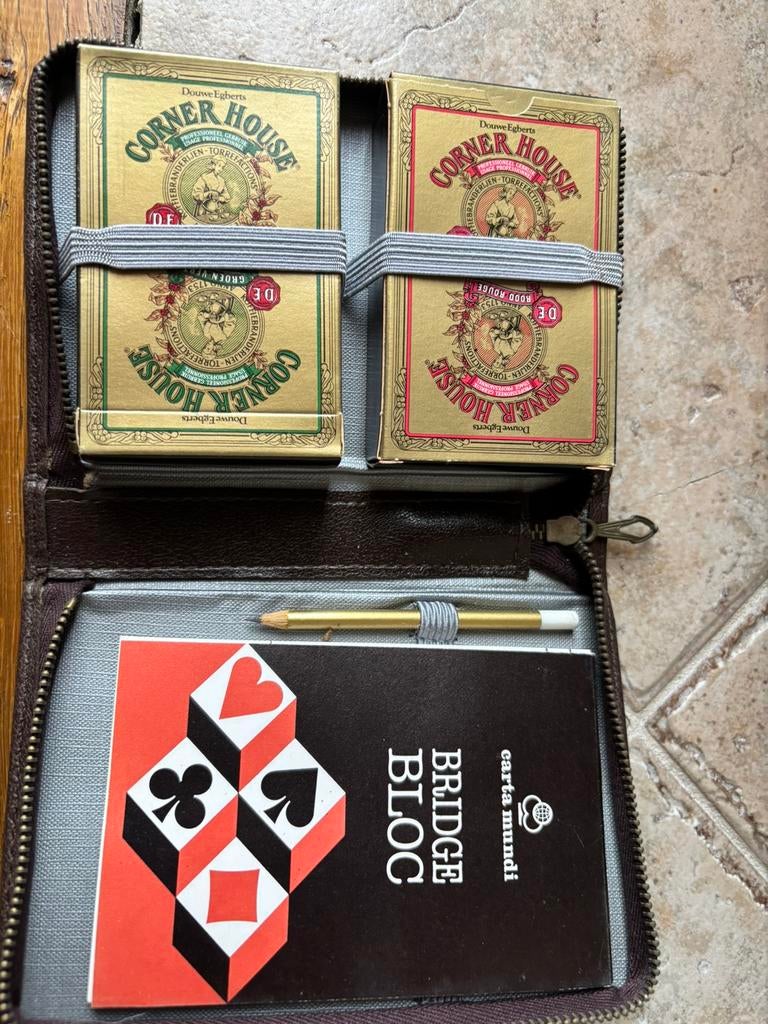 Set met 2 doosjes speelkaarten met notitie boekje en potlood, Ophalen of Verzenden, Nieuw, Speelkaart(en)
