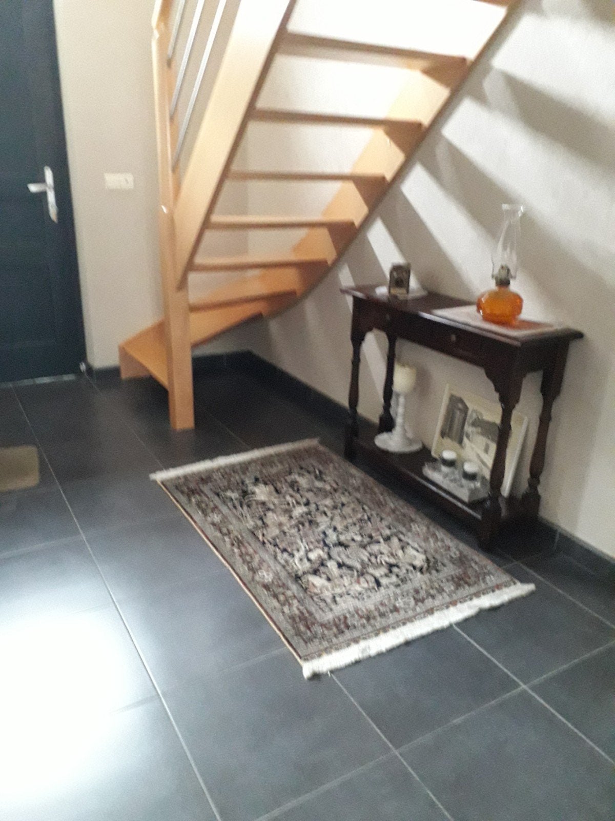 Handgeknoopt tapijt, Ophalen, Rood