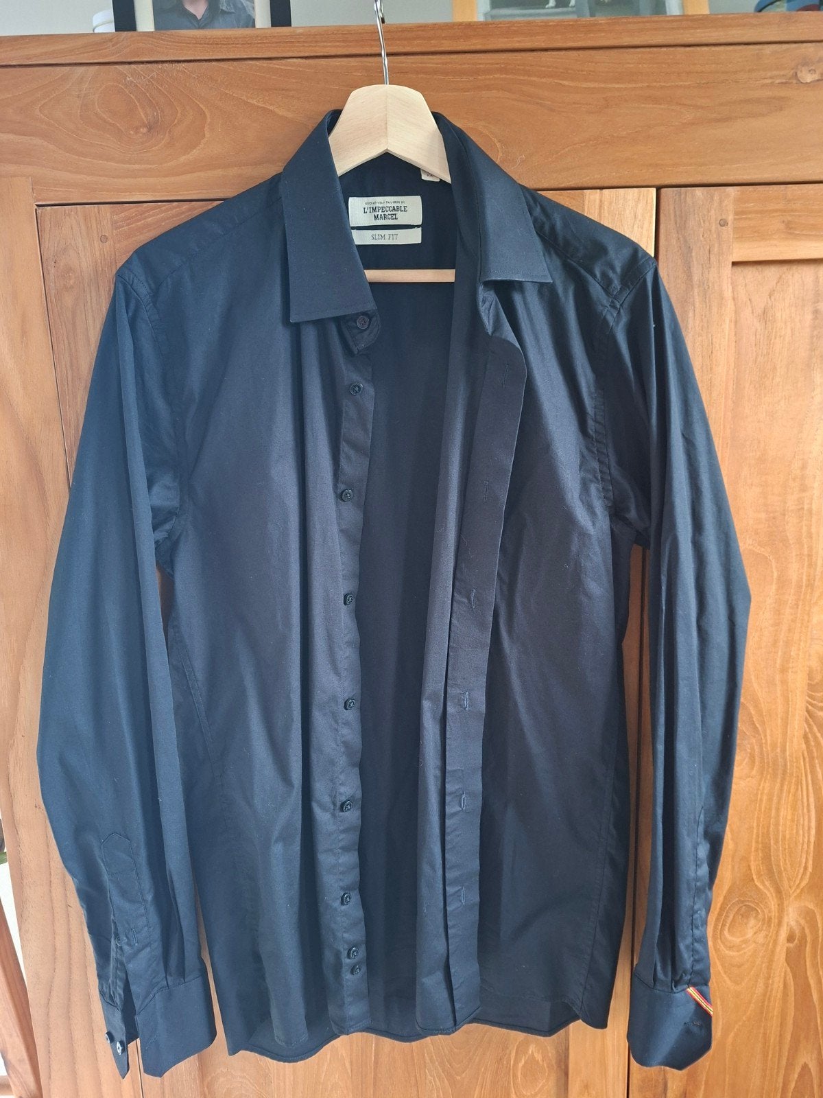 Chemise noire avec M, Enlèvement ou Envoi, Noir, L´Impeccable Marcel