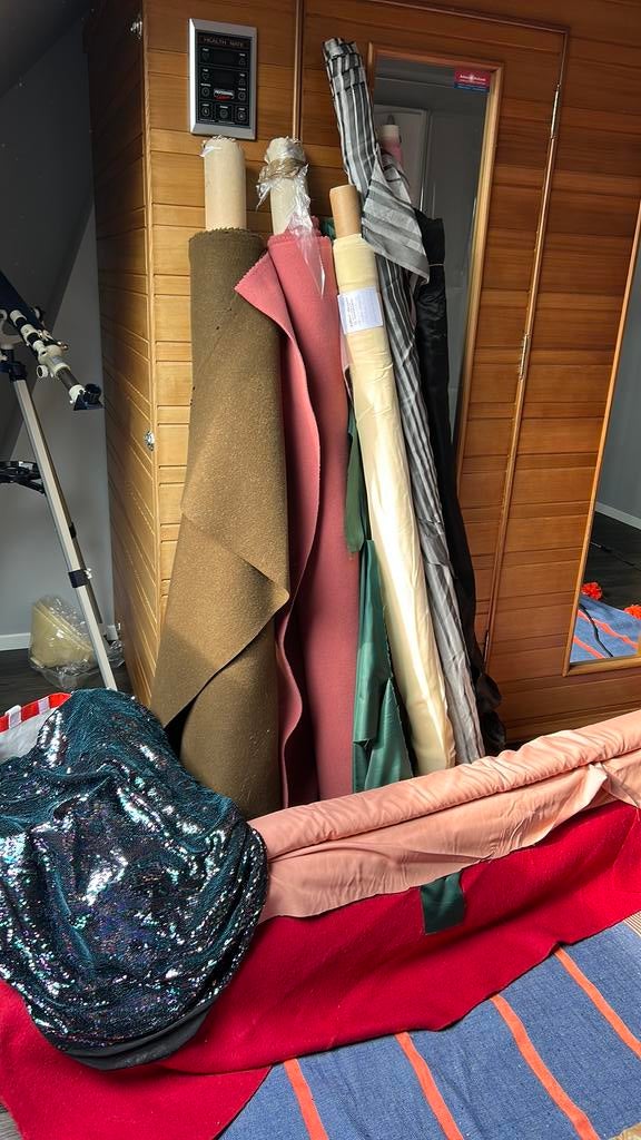 Groot lot stoffen, Hobby en Vrije tijd, Ophalen, Nieuw