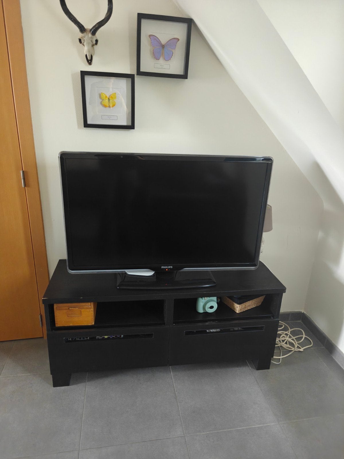 tv kast, Enlèvement, Utilisé
