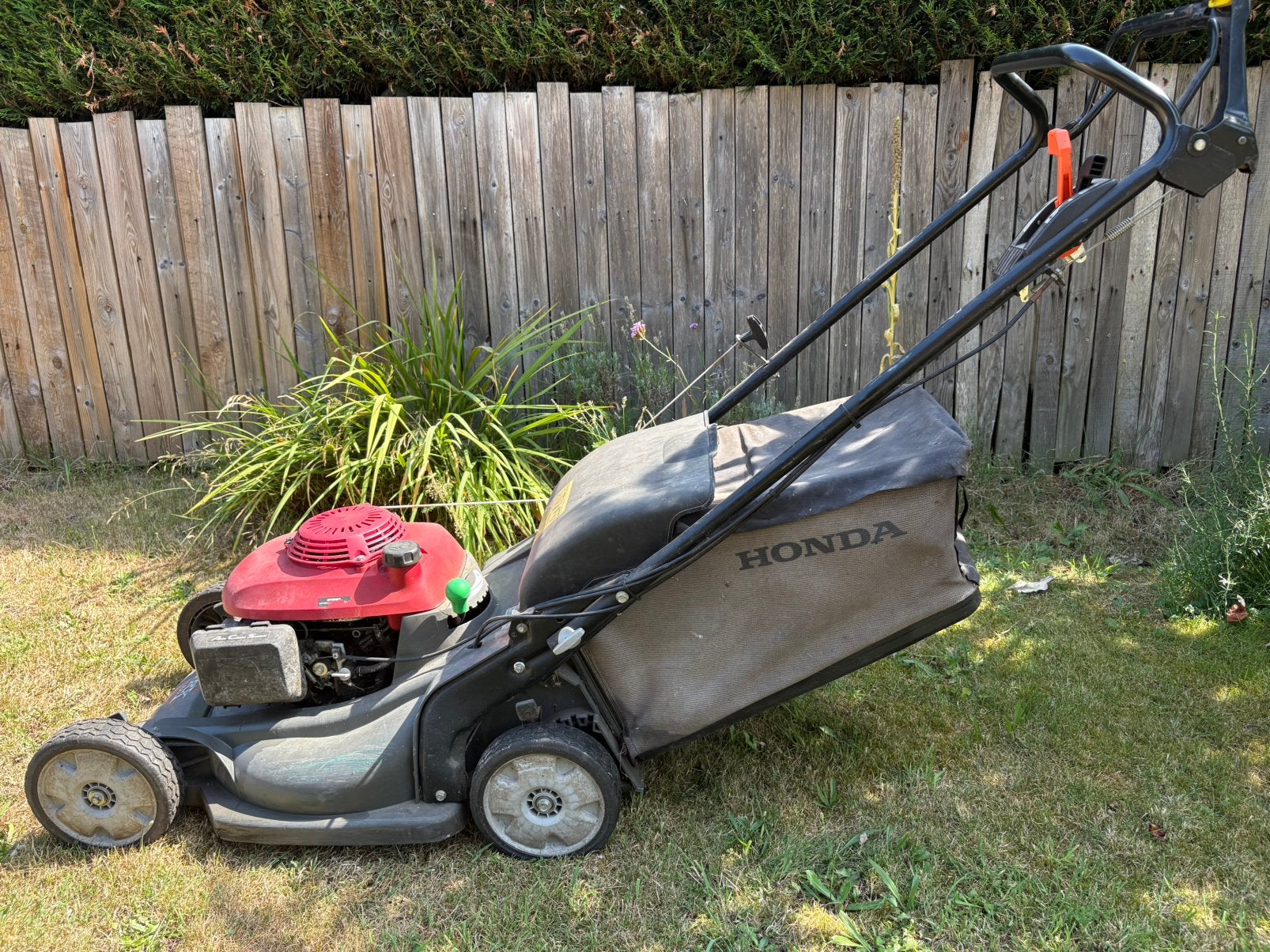 Honda hrx537, Ophalen, Gebruikt, Benzine-grasmaaier
