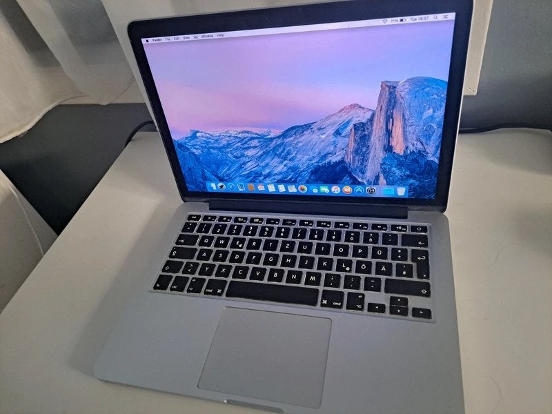 Macbook pro mit 256GB, Computers en Software, 256 GB, 2 tot 3 Ghz, 8 GB, 13 inch