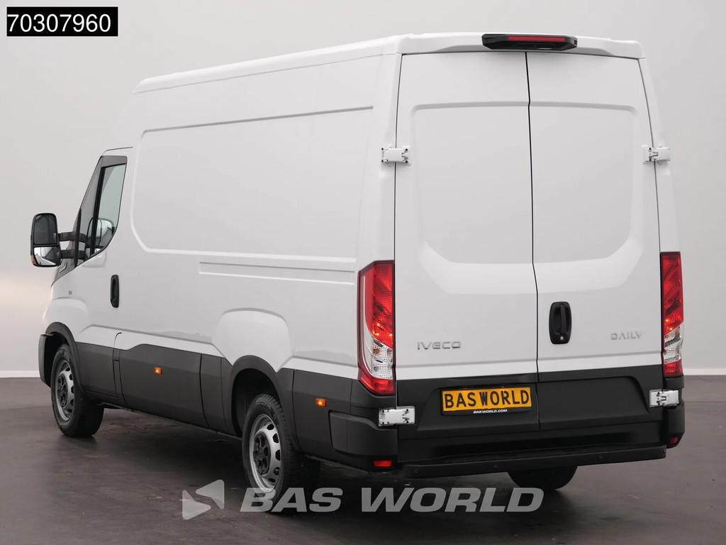 Iveco Daily 35S18 3.0L Automaat L2H2 180PK ACC Airco Cruise, Automaat, Stof, Euro 6, 4 cilinders