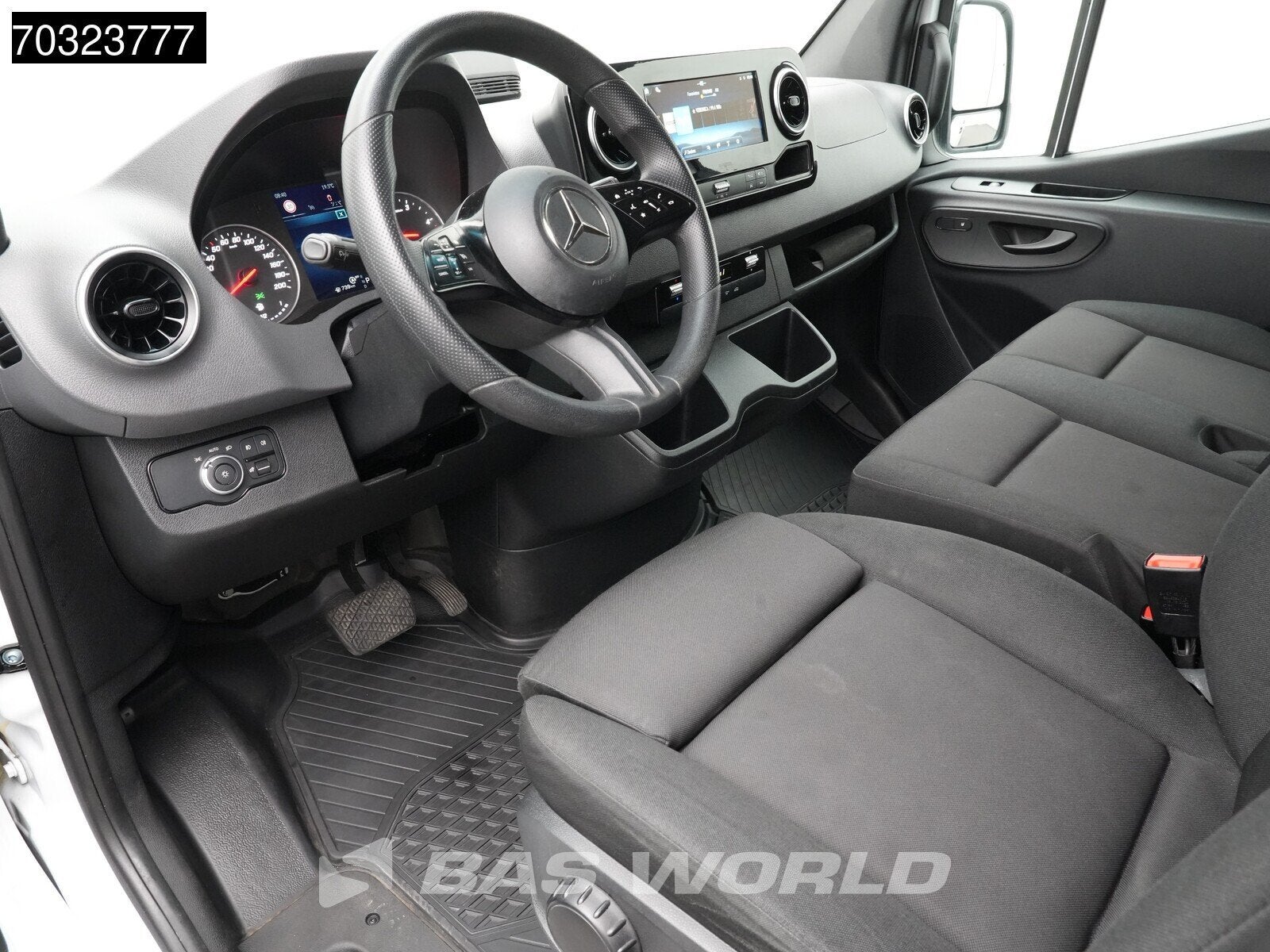 Mercedes Sprinter 317 CDI 2025-Model Automaat L2H2 170PK LED, Achat, Euro 6, Entreprise, Mercedes-Benz